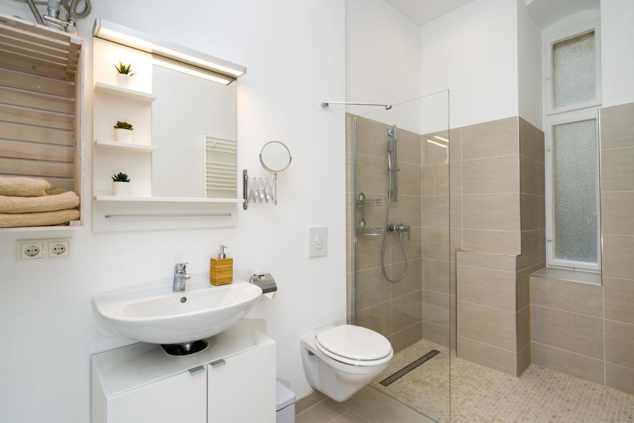 The Lohmeyerstr Vh Links, 2 Bedroom Up To 5 People Berlin Exterior photo